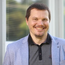 Zdeněk Kratochvíl Zdeněk Kratochvíl