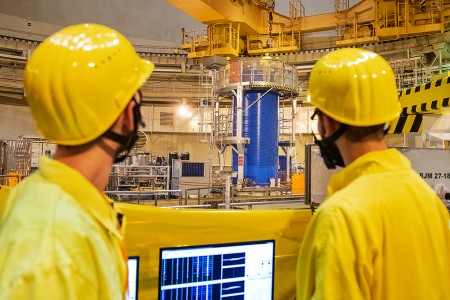 Servis, opravy a modernizace jsou klíčové z hlediska efektivity a životnosti jaderné elektrárny. Na všech šesti českých blocích je dlouhodobě zajišťuje ŠKODA JS. Servis, opravy a modernizace jsou klíčové z hlediska efektivity a životnosti jaderné elektrárny. Na všech šesti českých blocích je dlouhodobě zajišťuje ŠKODA JS.