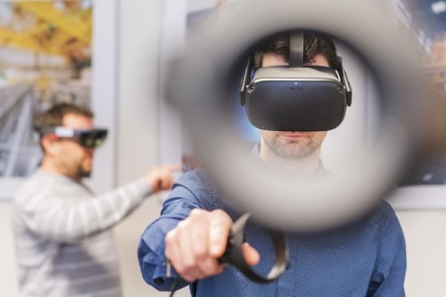 Zavádíme moderní technologie 3D tisku a virtuální reality do praxe. Virtuální realitu jsme využili přímo na jaderné elektrárně Dukovany.